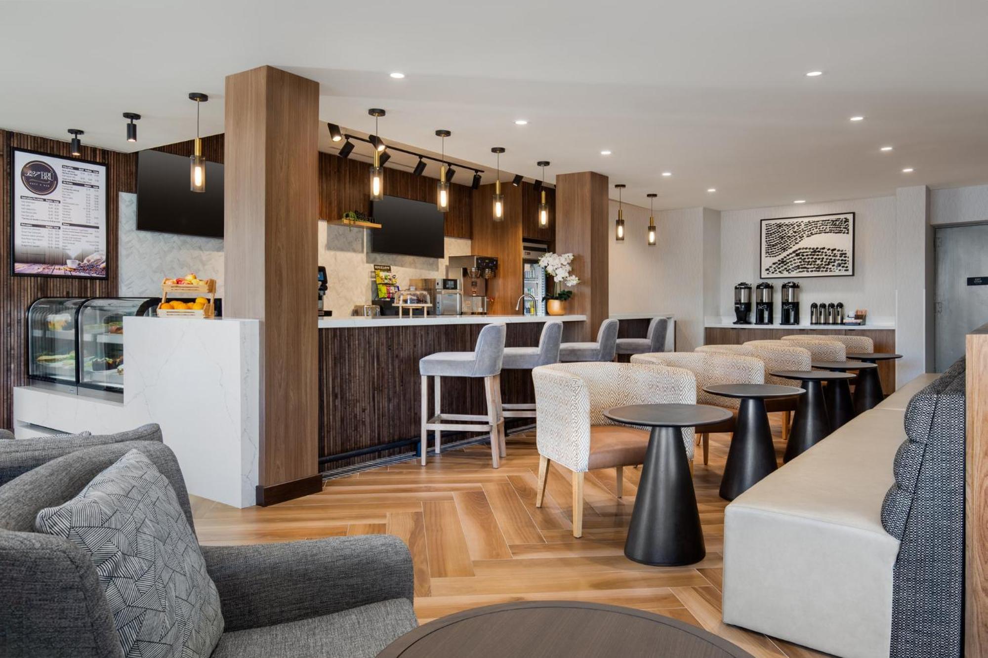Holiday Inn Hotel & Suites St.Catharines-Niagara By Ihg Sainte-Catherine Exterior foto